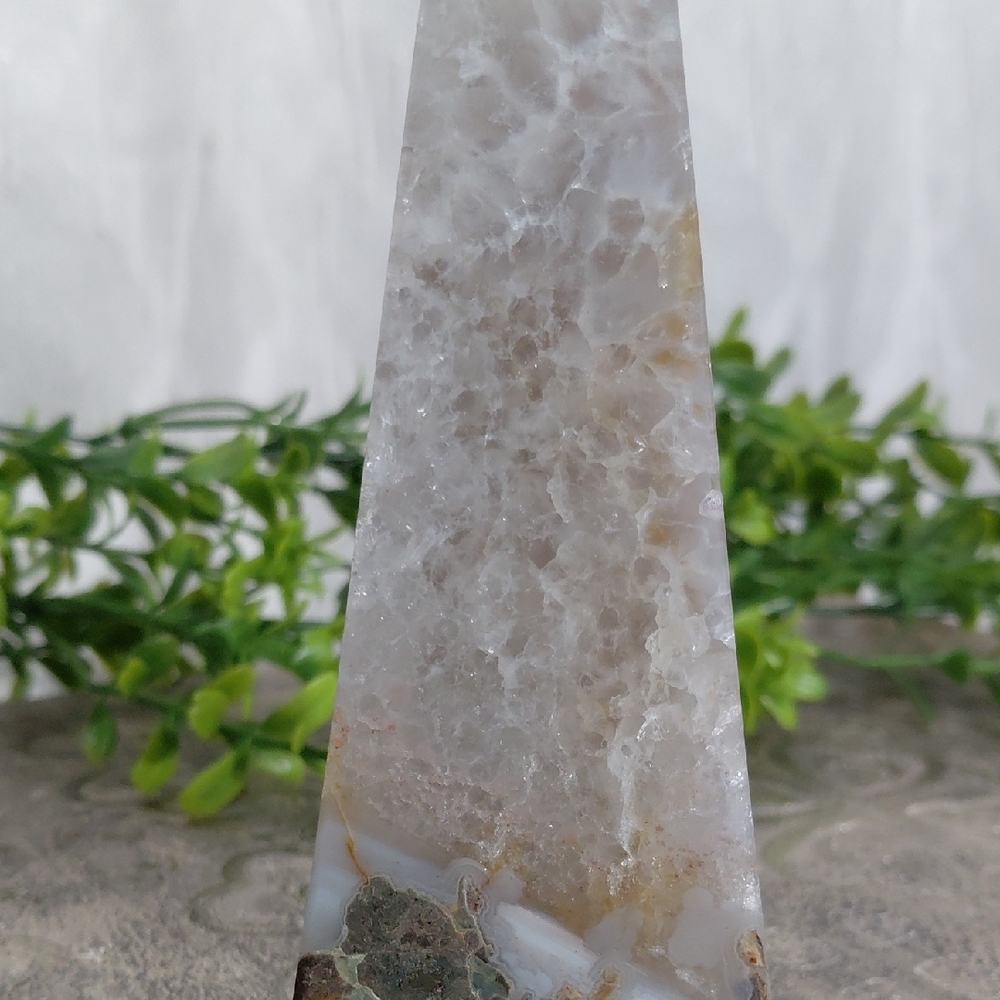 Natural Crystal Geode Tower - Picture 7 of 12